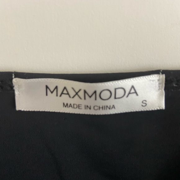 Maxmoda Black Tiered Ruffle One Piece Swimsuit Sz S Swimwear Vacation Beach - Picture 6 of 11